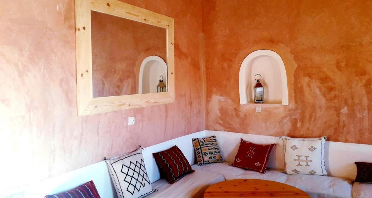 Tigmi Hamid Decouverte Des Traditions Et De La Culture Berbere Aït-Ben-Haddou Exterior foto