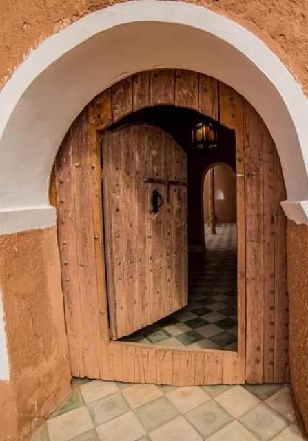 Tigmi Hamid Decouverte Des Traditions Et De La Culture Berbere Aït-Ben-Haddou Exterior foto
